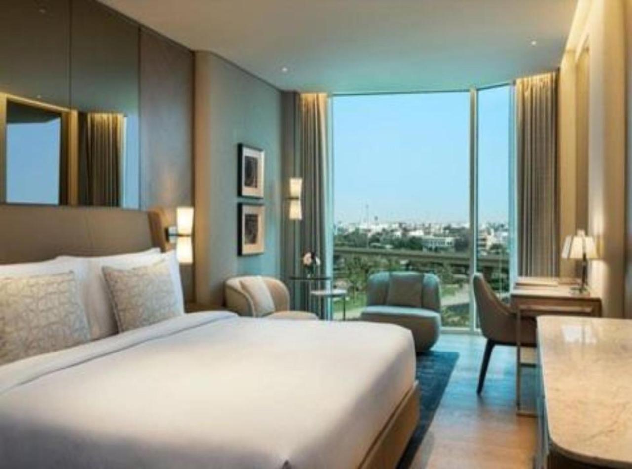 Rosewood Near Delhi Airport Hotel 4*